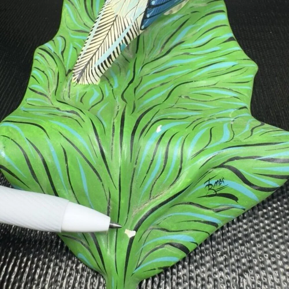 Hand Made Mexican Pottery Parrot Bird On Leaf Tree Sculpture Artist Signed‎ VTG